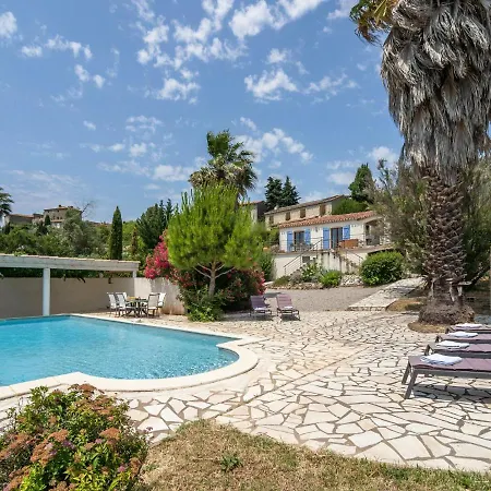 Exquisite In Beaufort With Swimming Pool Villa *