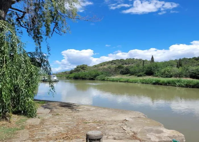 Modern With Heated Pool Beaufort (Herault)